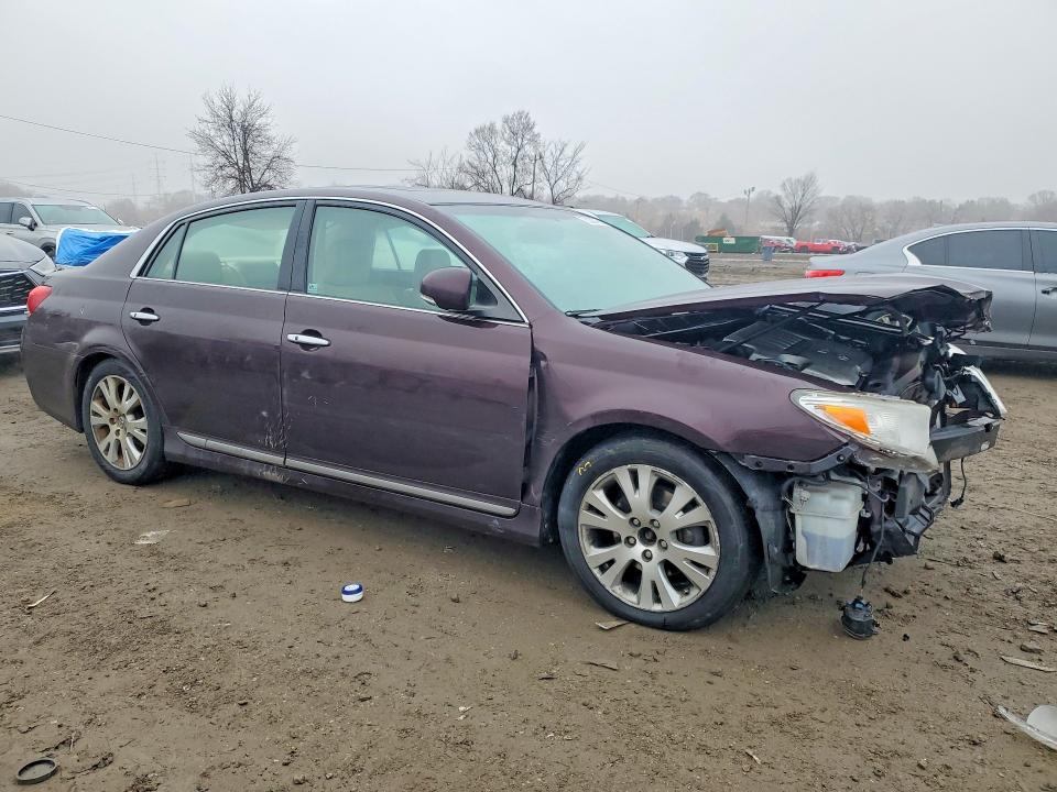 78330795 :رقم المزاد ، 4T1BK3DB1BU431681 vin ، 2011 Toyota Avalon مزاد بيع