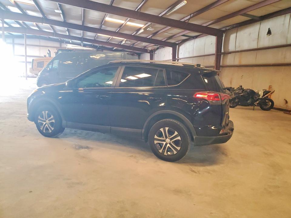 Продажа на аукционе авто 2018 Toyota Rav4, vin: 2T3ZFREV4JW518303, номер лота: 76138035