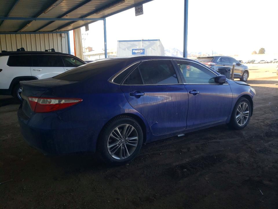 76736045 :رقم المزاد ، 4T1BF1FK9GU600410 vin ، 2016 Toyota Camry مزاد بيع