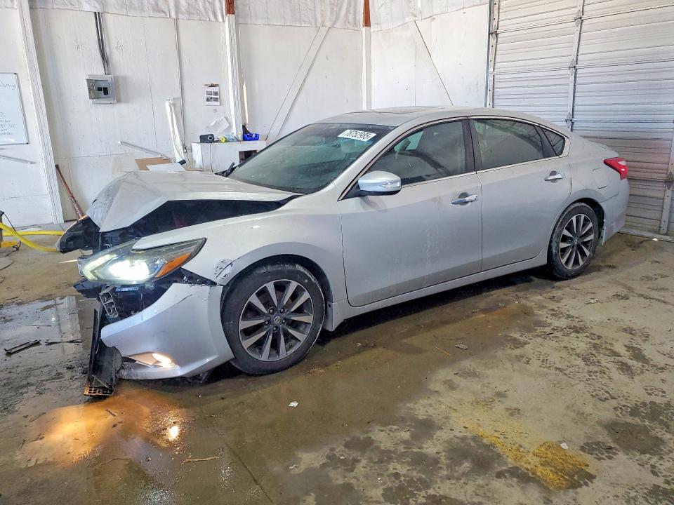 76752985 :رقم المزاد ، 1N4AL3AP7GC199359 vin ، 2016 Nissan Altima مزاد بيع