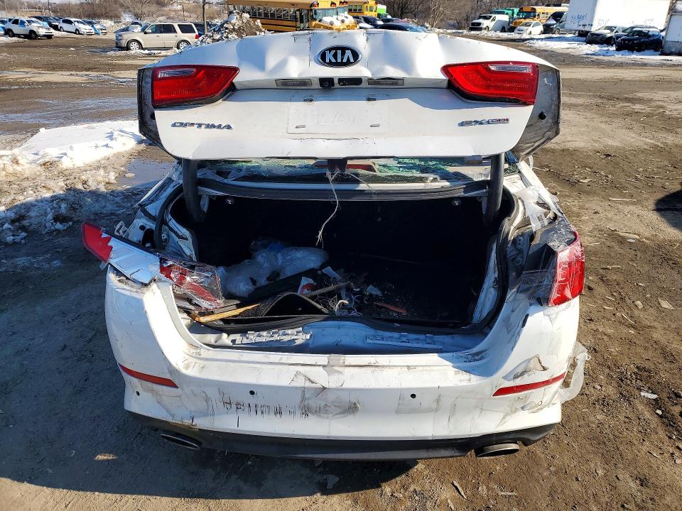 2015 Kia Optima მანქანა იყიდება აუქციონზე, vin: 5XXGN4A70FG426359, აუქციონის ნომერი: 74327475