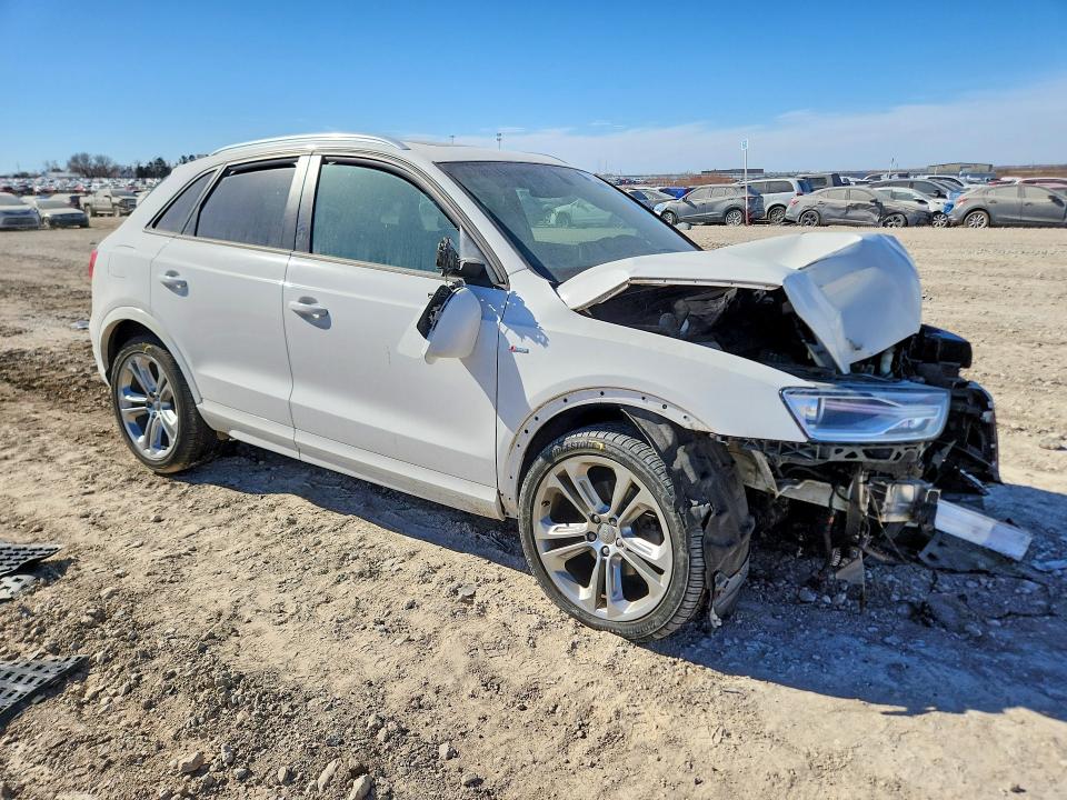 77206635 :رقم المزاد ، WA1ECCFS2JR029059 vin ، 2018 Audi Q3 مزاد بيع