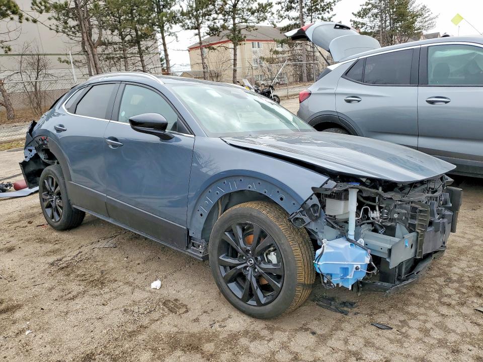 78490685 :رقم المزاد ، 3MVDMBCM4SM773617 vin ، 2025 Mazda Cx-30 مزاد بيع