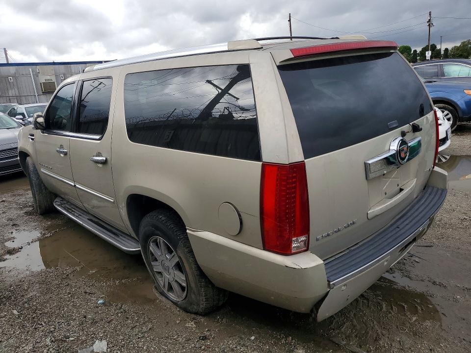 77373135 :رقم المزاد ، 1GYFK66877R353887 vin ، 2007 Cadillac Escalade E مزاد بيع