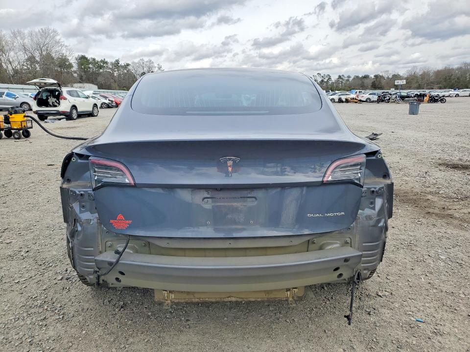 Продаж на аукціоні авто 2018 Tesla Model 3, vin: 5YJ3E1EB5JF130518, номер лоту: 77704565