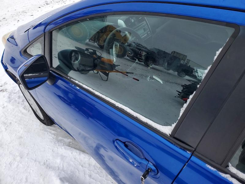 2015 Nissan Versa Note მანქანა იყიდება აუქციონზე, vin: 3N1CE2CPXFL369076, აუქციონის ნომერი: 74750365