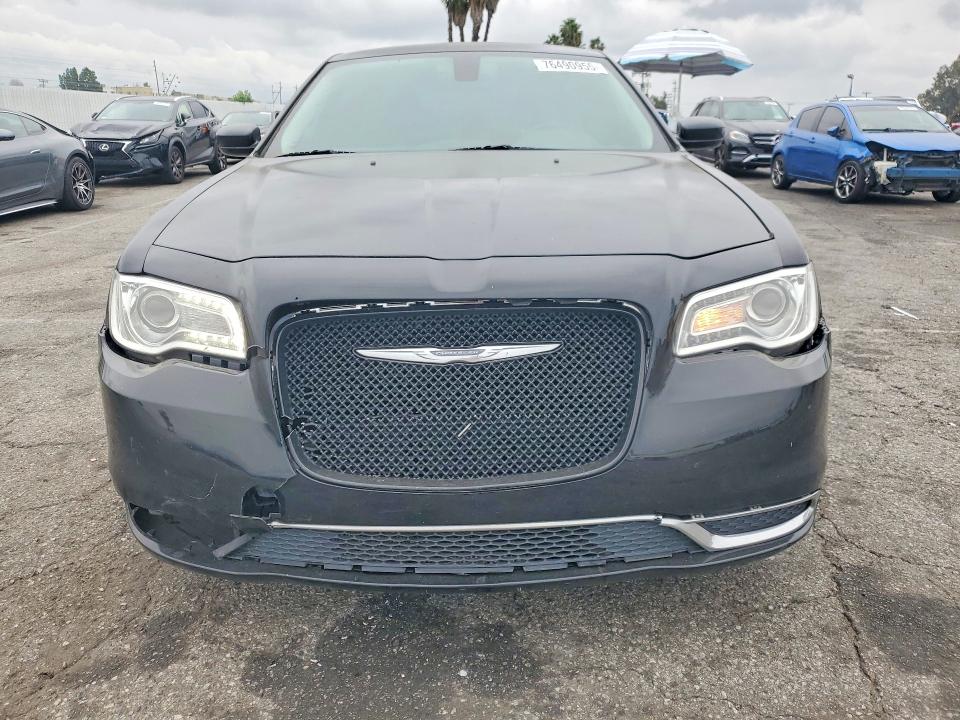 2015 Chrysler 300 მანქანა იყიდება აუქციონზე, vin: 2C3CCAAG8FH864342, აუქციონის ნომერი: 76490955