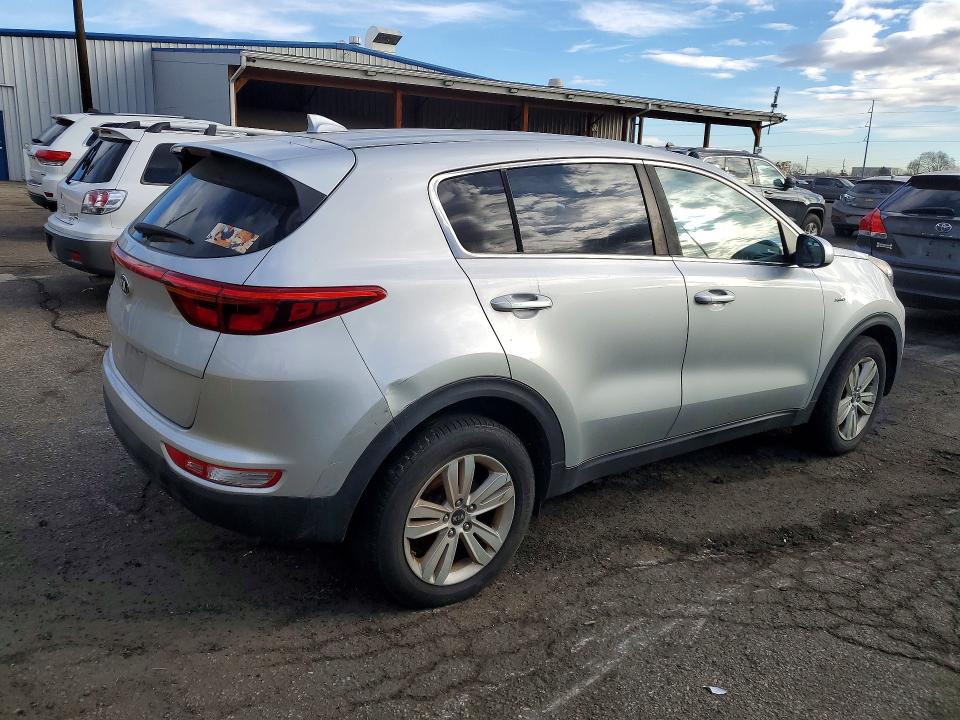 Aukcja sprzedaży 2017 Kia Sportage L, vin: KNDPMCAC4H7229782, numer aukcji: 77430525