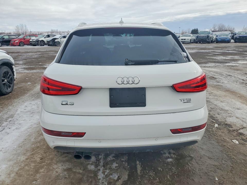 Продаж на аукціоні авто 2015 Audi Q3, vin: WA1GFEFS5FR009049, номер лоту: 77753525