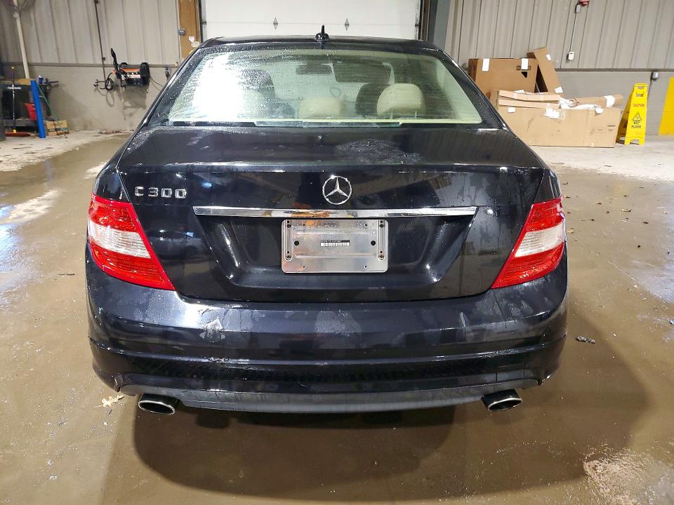 2010 Mercedes-benz C მანქანა იყიდება აუქციონზე, vin: WDDGF5EB2AR107011, აუქციონის ნომერი: 74140605