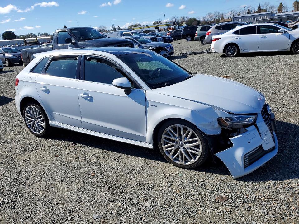 Aukcja sprzedaży 2018 Audi A3, vin: WAUTPBFF2JA093239, numer aukcji: 76753515