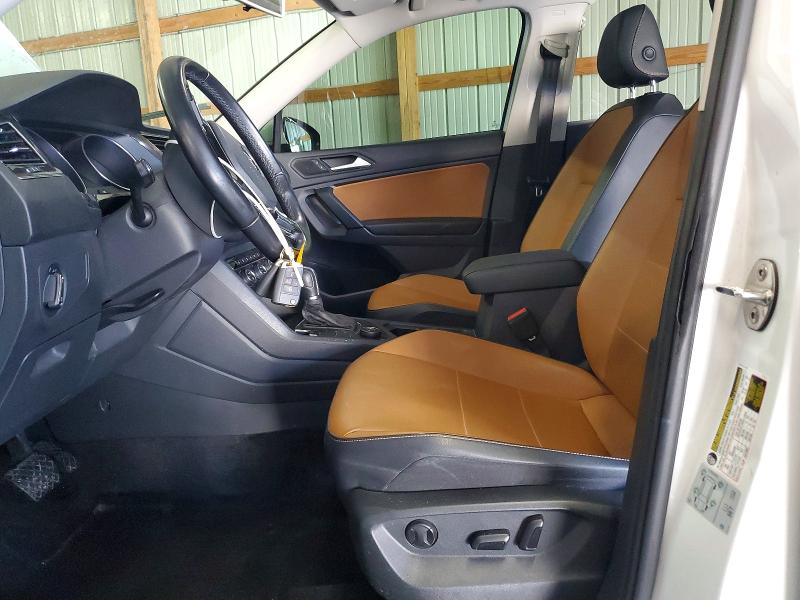 76797495 :رقم المزاد ، 3VV2B7AX5KM197496 vin ، 2019 Volkswagen Tiguan مزاد بيع