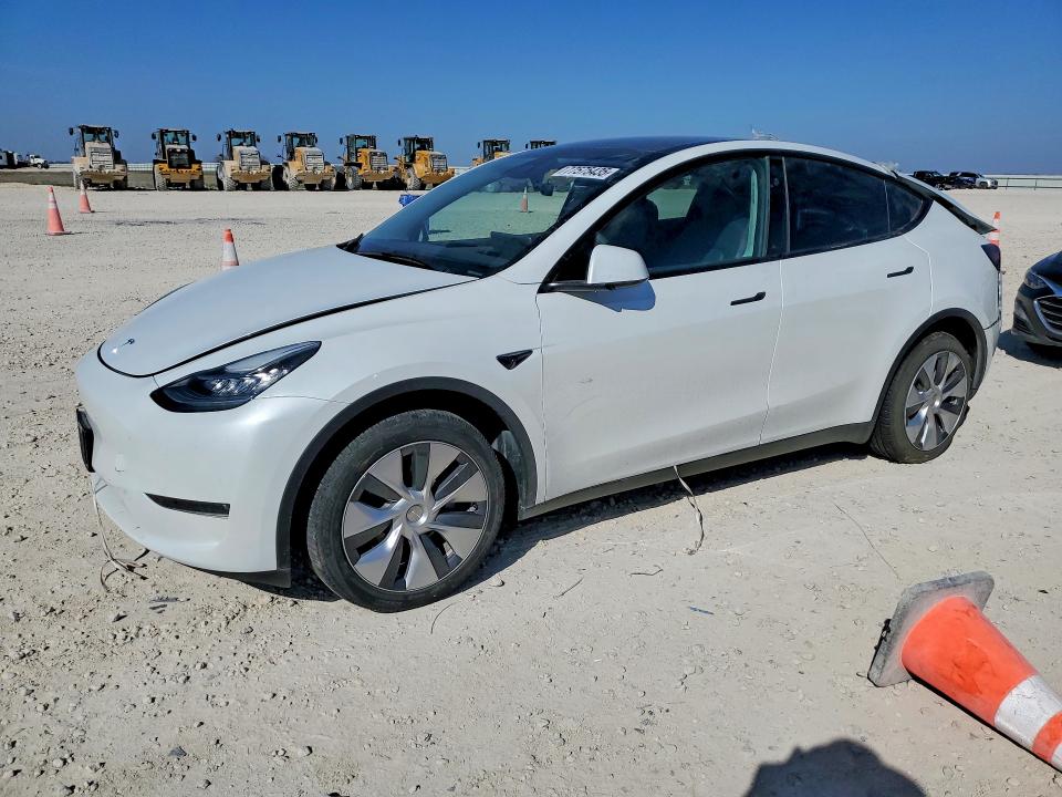 Продажа на аукционе авто 2023 Tesla Model Y, vin: 7SAYGDEE7PA147986, номер лота: 77575435