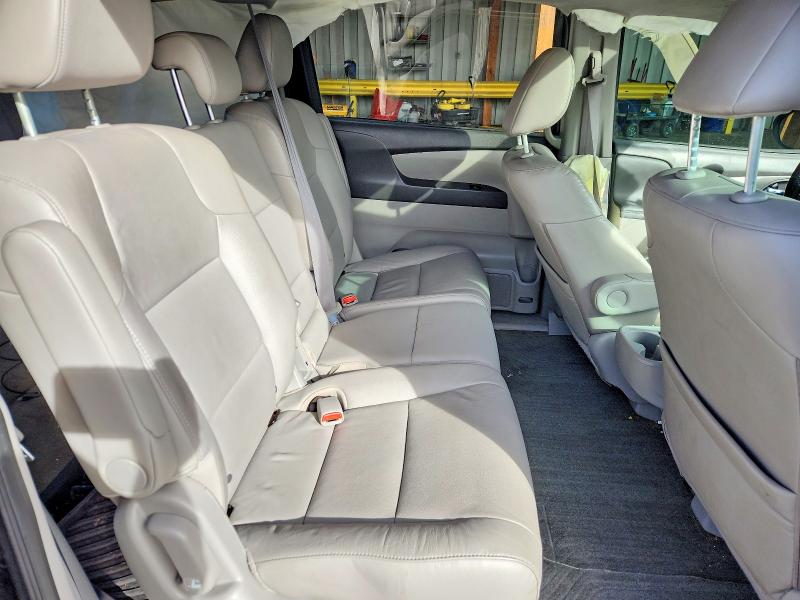 77140235 :رقم المزاد ، 5FNRL5H61GB169010 vin ، 2016 Honda Odyssey مزاد بيع