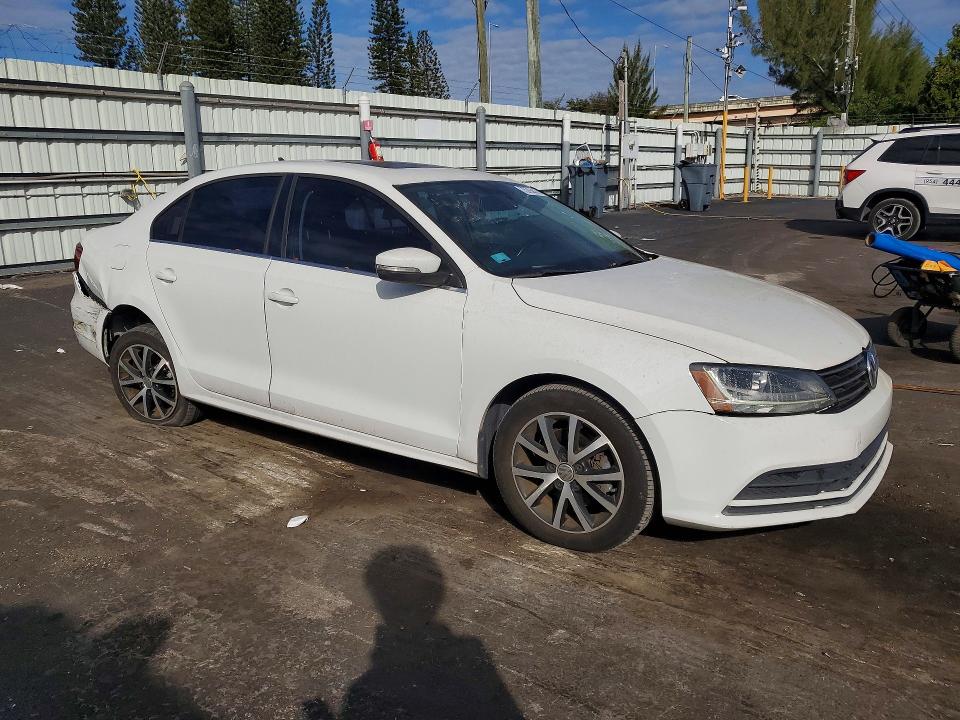 Продаж на аукціоні авто 2017 Volkswagen Jetta, vin: 3VWDB7AJ4HM217830, номер лоту: 75793515