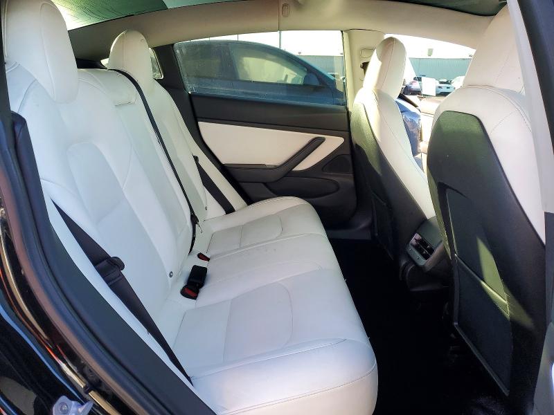 77234745 :رقم المزاد ، 5YJ3E1EAXJF166230 vin ، 2018 Tesla Model 3 مزاد بيع