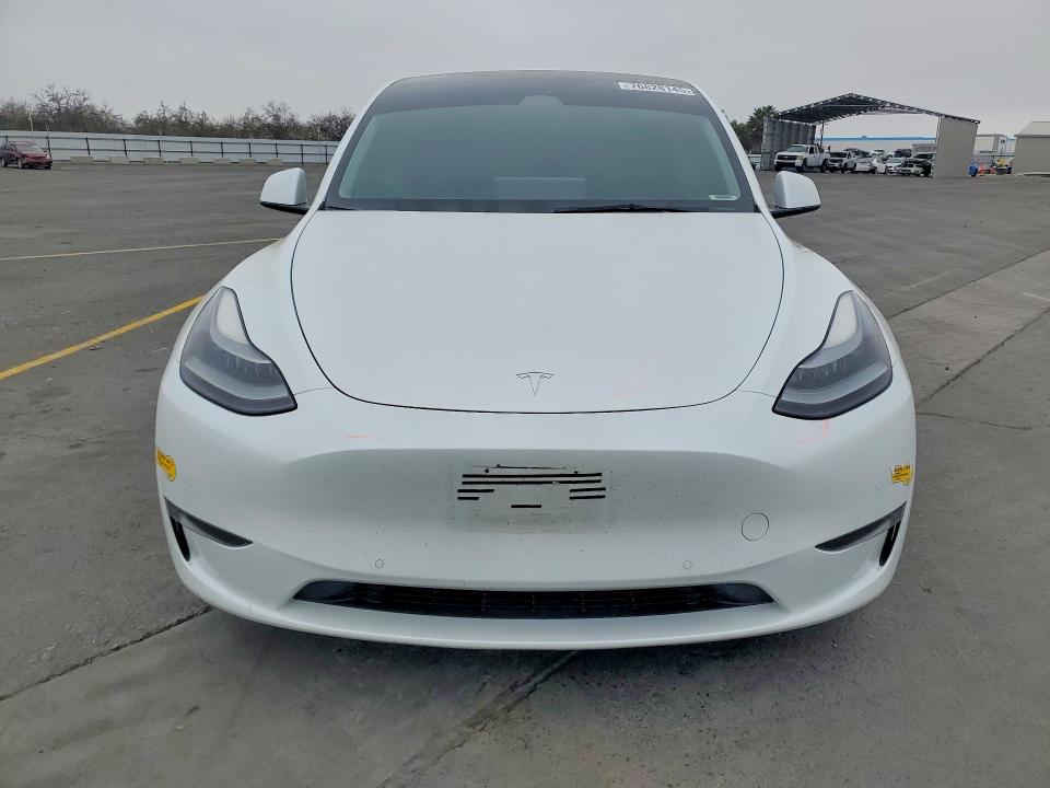 2022 Tesla Model Y მანქანა იყიდება აუქციონზე, vin: 7SAYGDEF6NF381724, აუქციონის ნომერი: 76828145