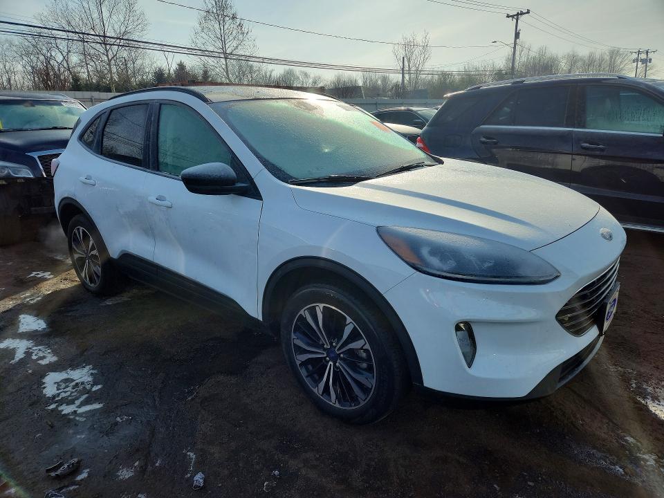 Продаж на аукціоні авто 2022 Ford Escape, vin: 1FMCU9H90NUA31771, номер лоту: 77080195