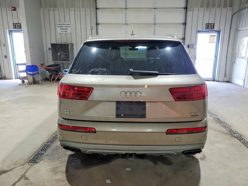76517435 :رقم المزاد ، WA1LAAF72HD024206 vin ، 2017 Audi Q7 مزاد بيع