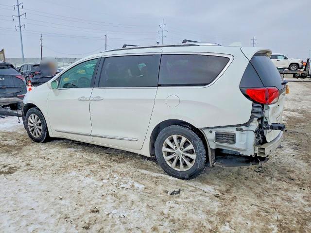 2019 Chrysler Pacifica მანქანა იყიდება აუქციონზე, vin: 2C4RC1BG9KR673179, აუქციონის ნომერი: 75729995