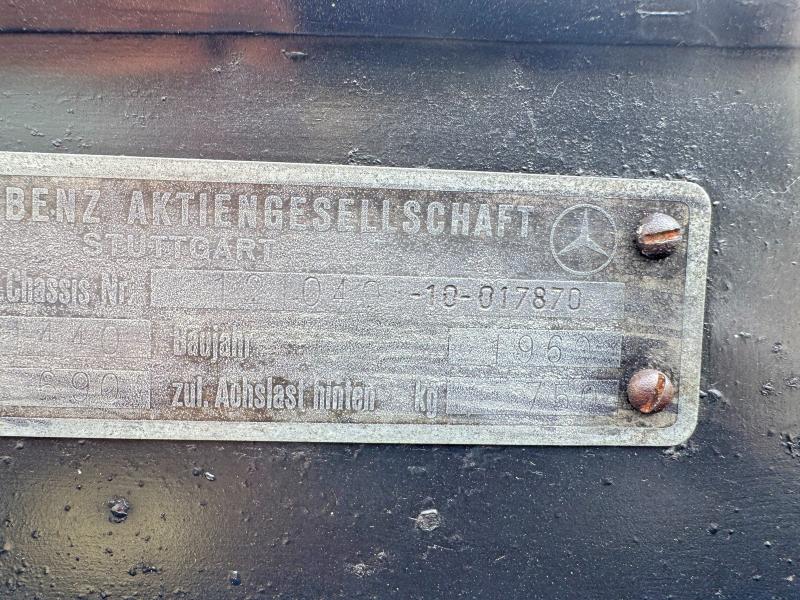 1960 Mercedes-benz 190 Sl მანქანა იყიდება აუქციონზე, vin: 12104010017870, აუქციონის ნომერი: 78248535