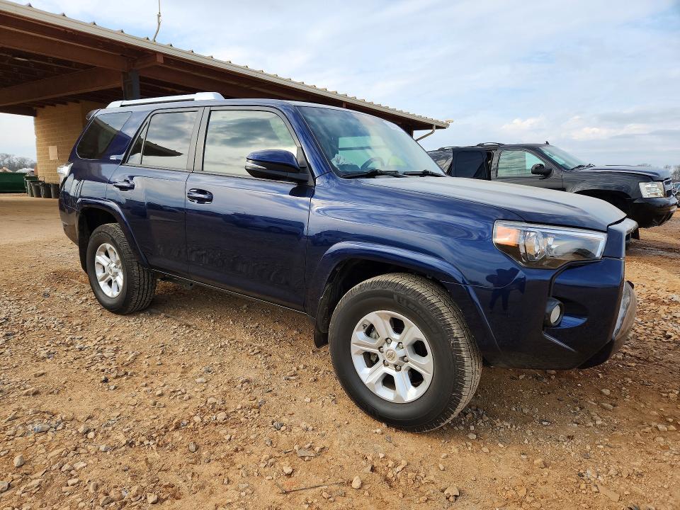 75945885 :رقم المزاد ، JTEZU5JR6J5187251 vin ، 2018 Toyota 4runner مزاد بيع