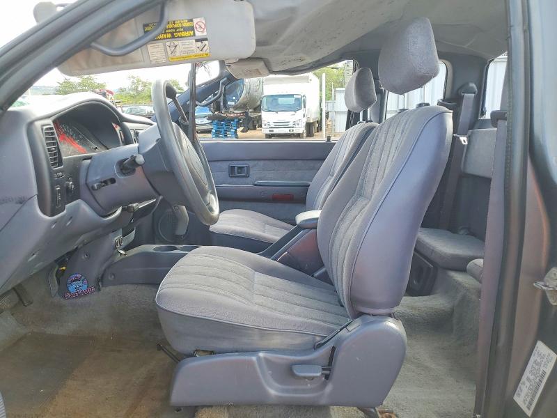 79269335 :رقم المزاد ، 4TASN92N4YZ643400 vin ، 2000 Toyota Tacoma مزاد بيع
