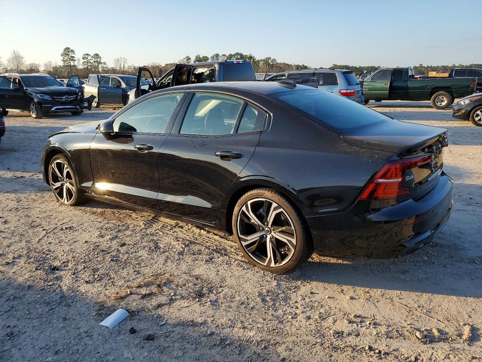 75219815 :رقم المزاد ، 7JRL12TK4RG322231 vin ، 2024 Volvo S60 Core مزاد بيع
