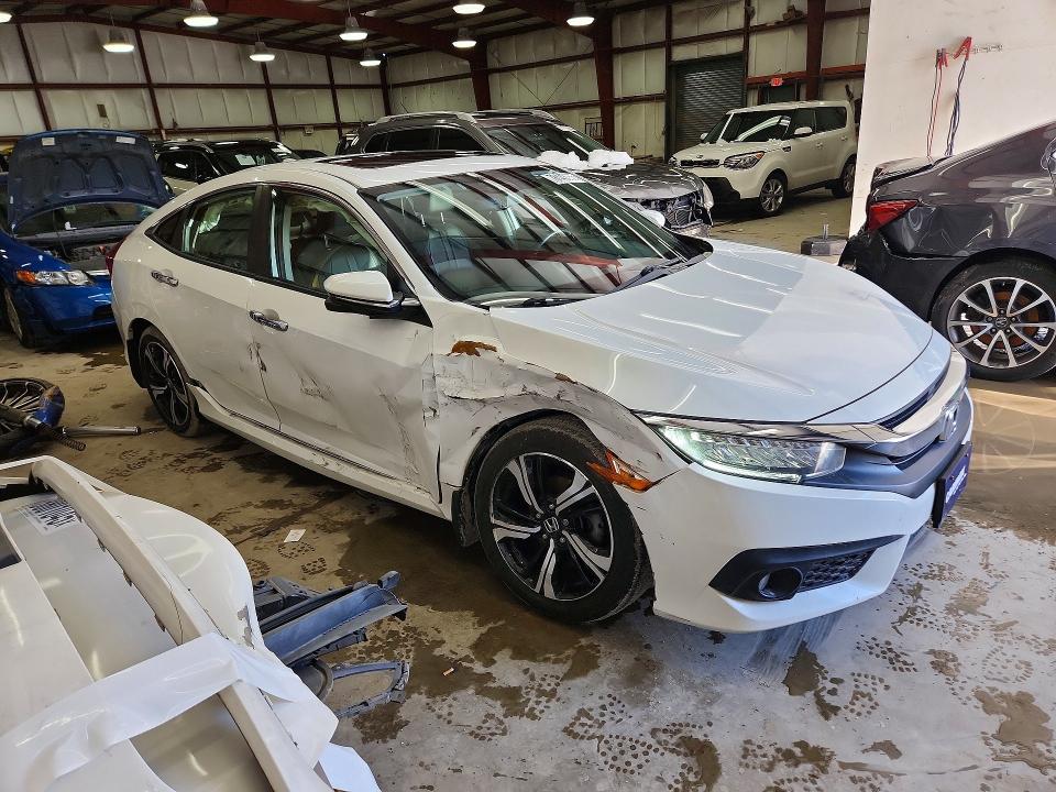 Auction sale of the 2018 Honda Civic, vin: JHMFC1F95JX037937, lot number: 78443355