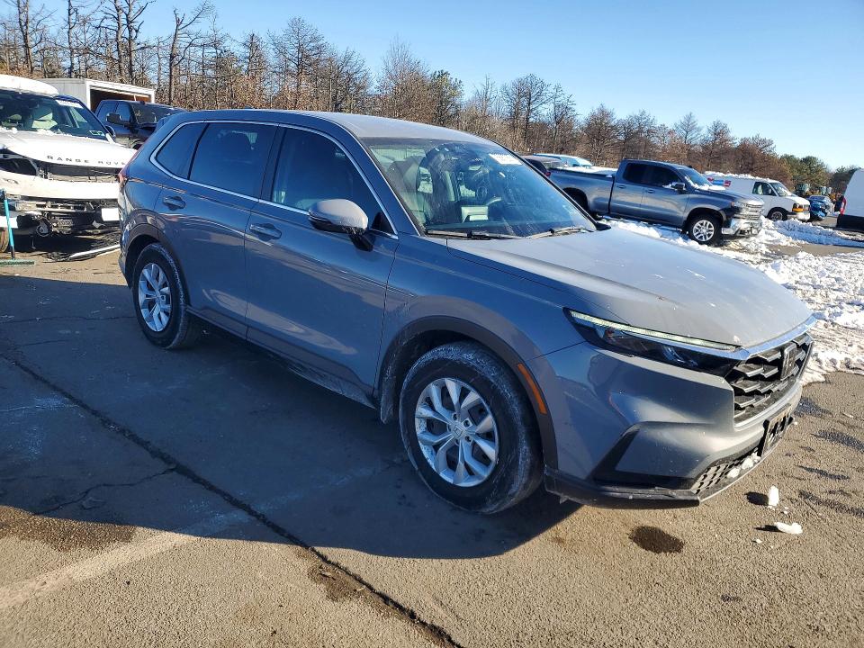 Продажа на аукционе авто 2023 Honda Cr-v, vin: 2HKRS3H27PH304819, номер лота: 75687265