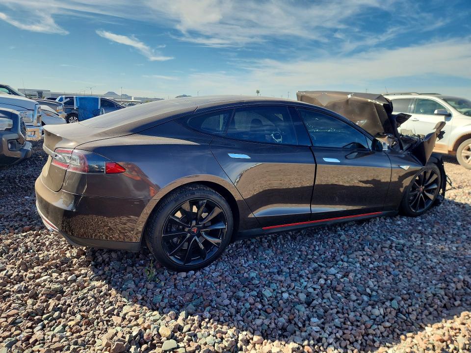 2013 Tesla Model S მანქანა იყიდება აუქციონზე, vin: 5YJSA1CN6DFP12880, აუქციონის ნომერი: 78648165