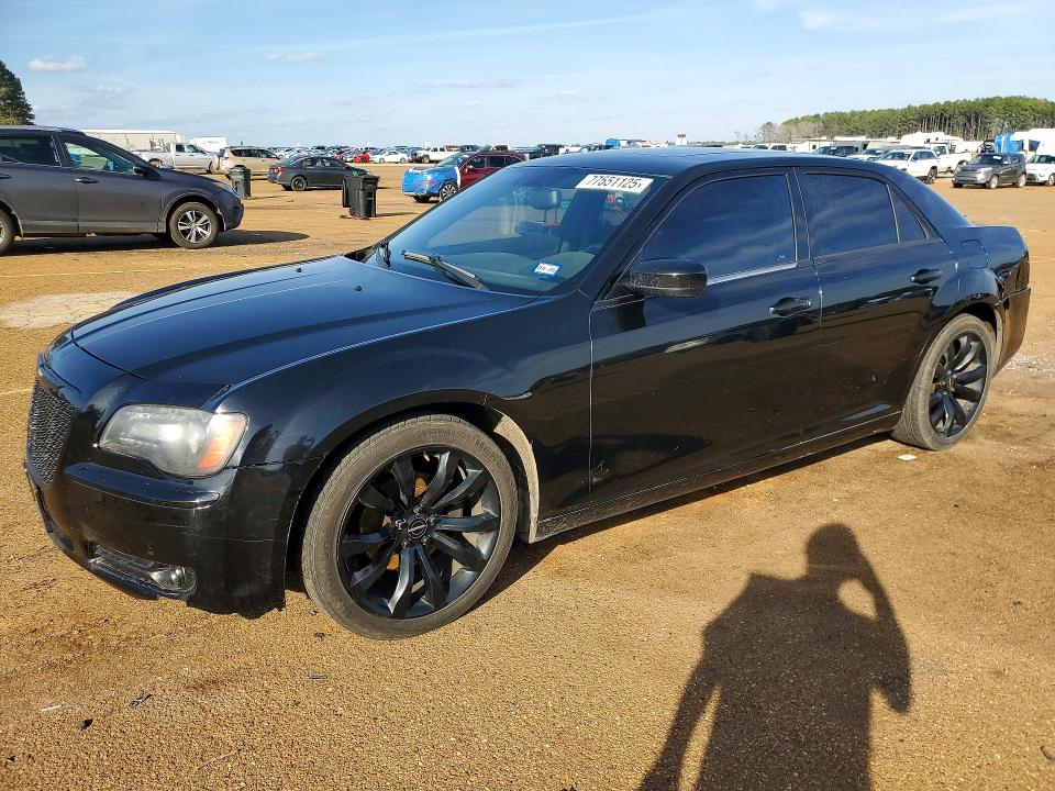 Продаж на аукціоні авто 2014 Chrysler 300, vin: 2C3CCABG8EH340301, номер лоту: 77551125