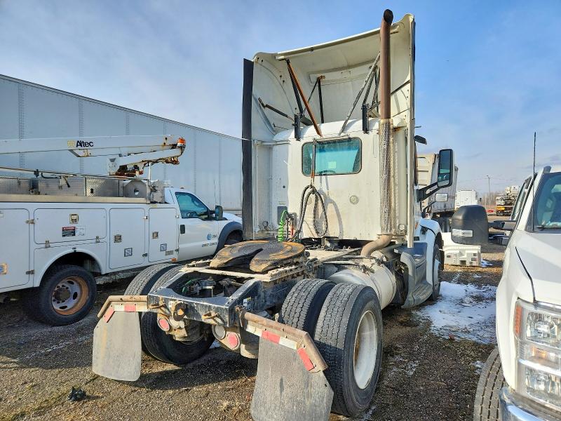 77495635 :رقم المزاد ، 1XPBA48X2GD339682 vin ، 2016 Peterbilt Tractor 579 مزاد بيع