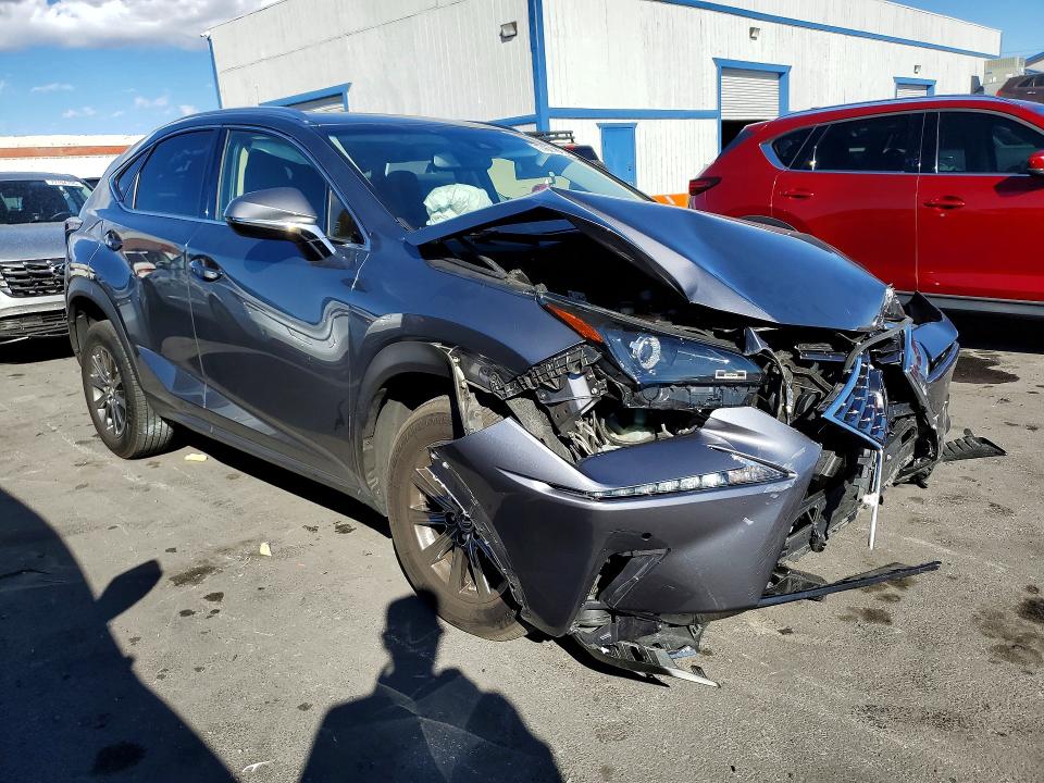 2018 Lexus Nx მანქანა იყიდება აუქციონზე, vin: JTJBARBZ4J2176672, აუქციონის ნომერი: 77621815