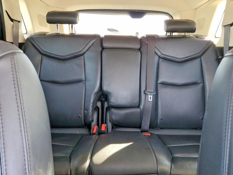 76888815 :رقم المزاد ، 1GYKNDRS2HZ258771 vin ، 2017 Cadillac Xt5 مزاد بيع