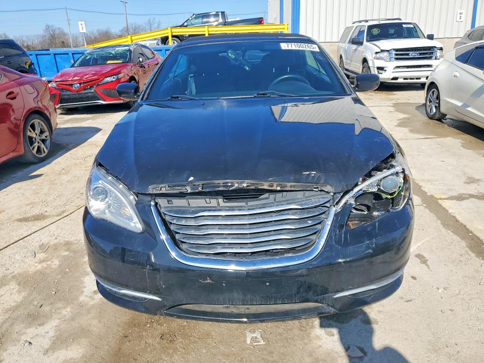 77100265 :رقم المزاد ، 1C3BCBEB5CN205928 vin ، 2012 Chrysler 200 مزاد بيع