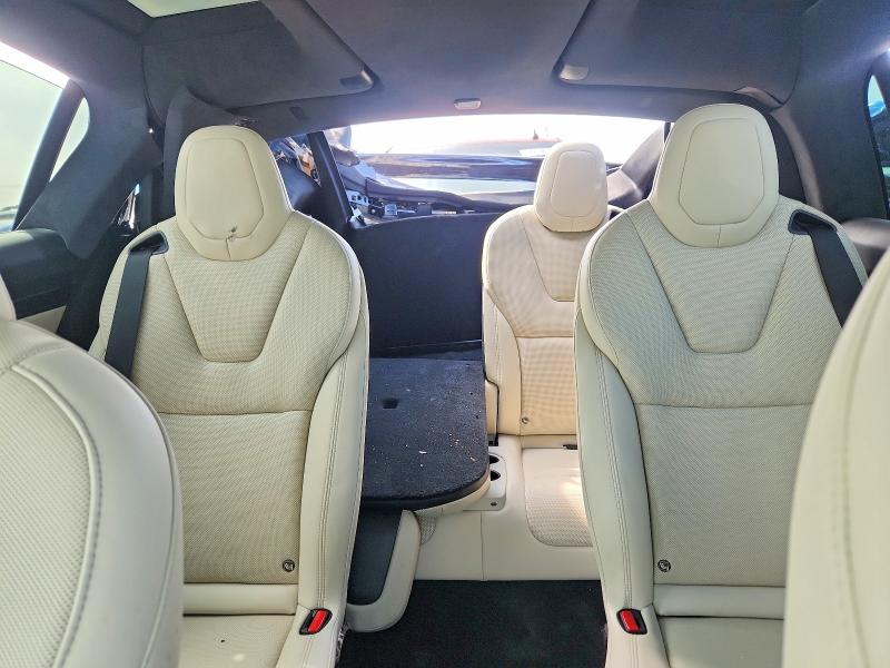 77894535 :رقم المزاد ، 7SAXCBE63TF473883 vin ، 2026 Tesla Model X مزاد بيع