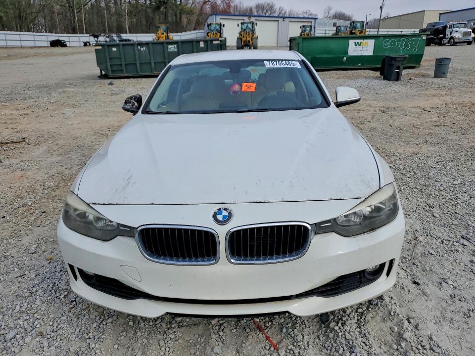 2013 Bmw 328 მანქანა იყიდება აუქციონზე, vin: WBA3A5G52DNP23816, აუქციონის ნომერი: 78786485