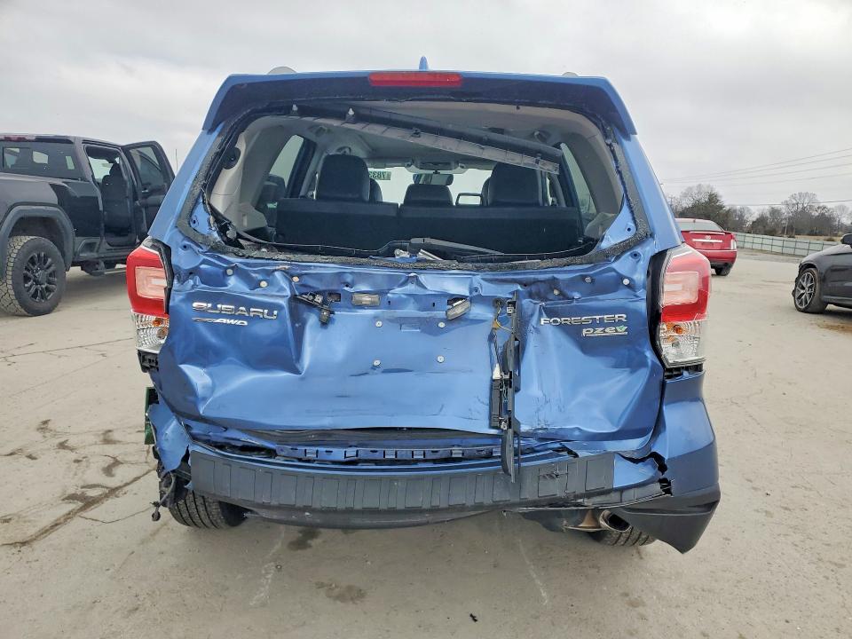 78334035 :رقم المزاد ، JF2SJATC6HH404632 vin ، 2017 Subaru Forester مزاد بيع