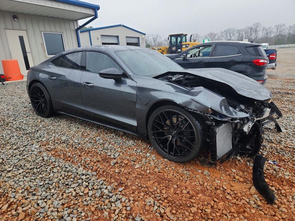 75287095 :رقم المزاد ، WAUEJBFW9R7000185 vin ، 2024 Audi E-tron Gt مزاد بيع