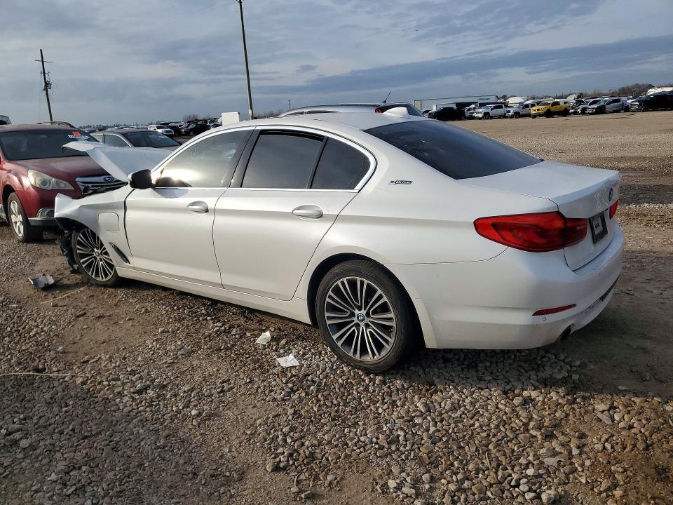 2019 Bmw 530e მანქანა იყიდება აუქციონზე, vin: WBAJA9C59KB389769, აუქციონის ნომერი: 76389925