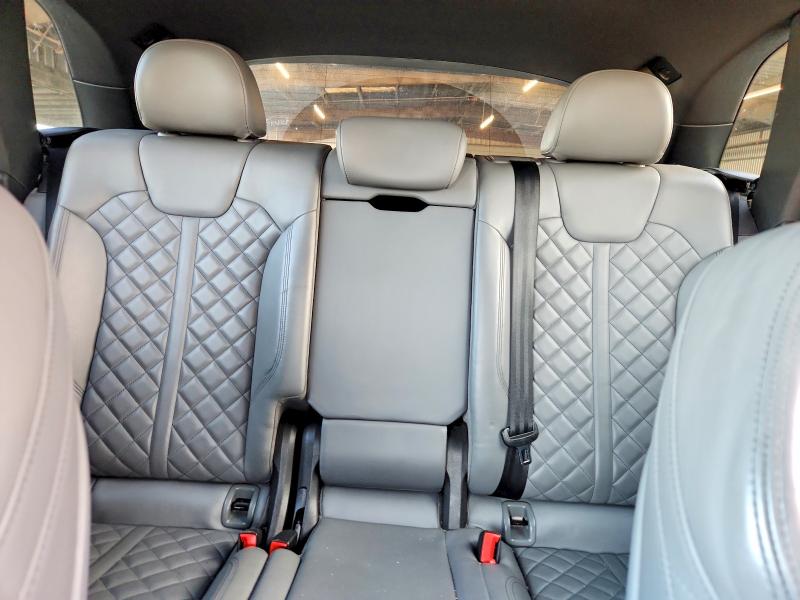 Продажа на аукционе авто 2018 Audi Sq5, vin: WA1C4AFY9J2208513, номер лота: 75779225