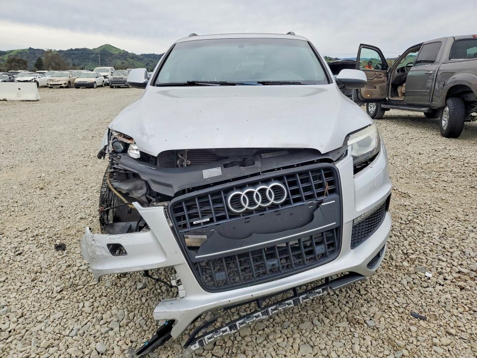76875155 :رقم المزاد ، WA1DGAFE9FD029210 vin ، 2015 Audi Q7 مزاد بيع