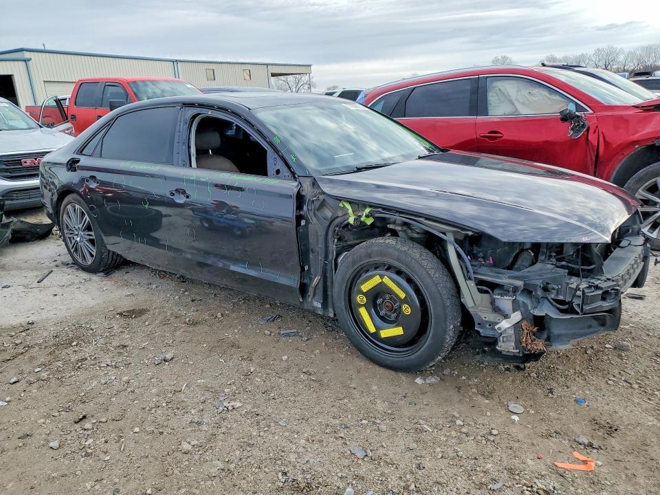 77338155 :رقم المزاد ، WAURMAFD5EN009702 vin ، 2014 Audi A8 مزاد بيع