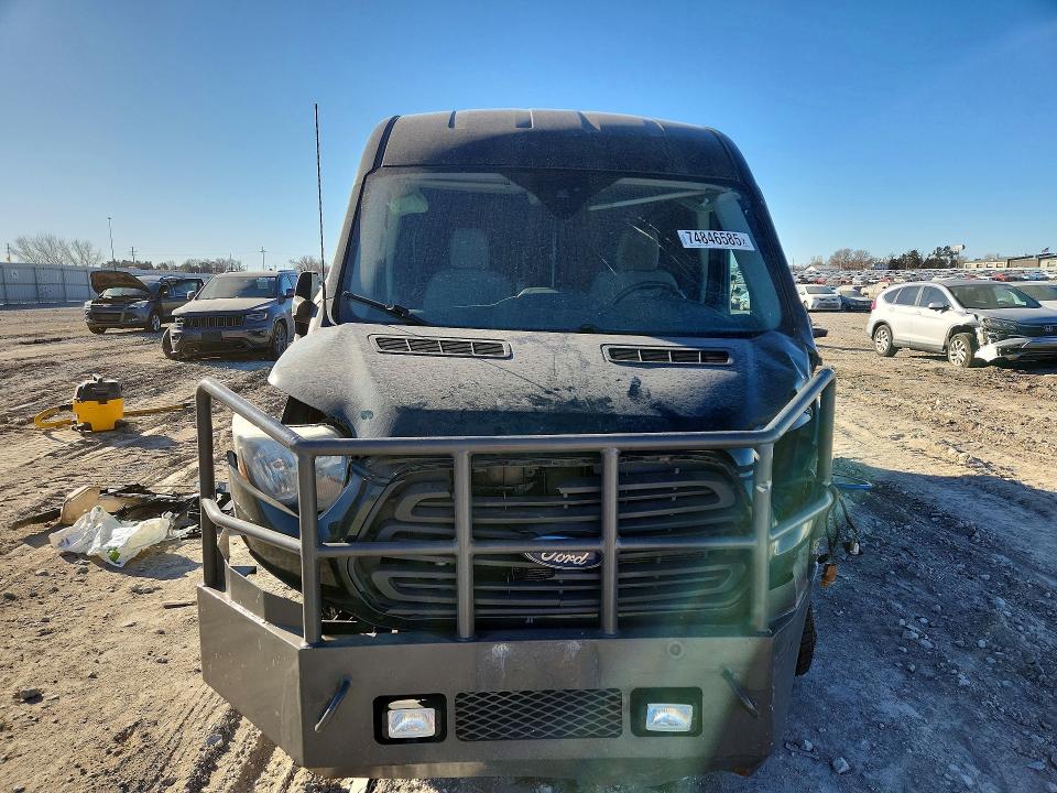 2017 Ford Transit მანქანა იყიდება აუქციონზე, vin: 1FTBW2CGXHKA15388, აუქციონის ნომერი: 74846585