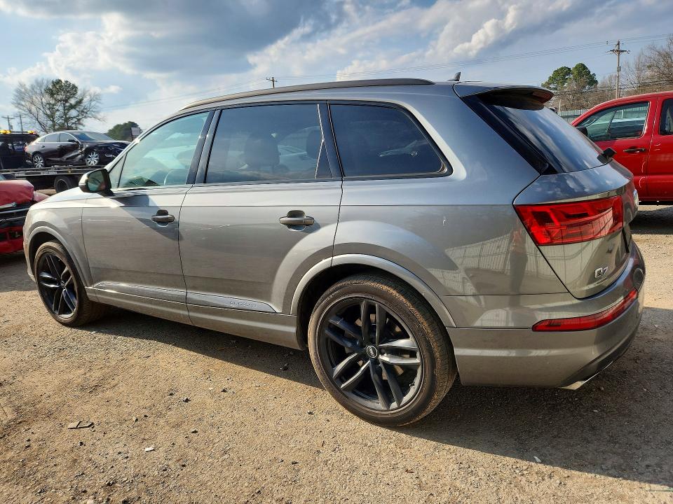 Продаж на аукціоні авто 2017 Audi Q7, vin: WA1VAAF74HD022529, номер лоту: 77462845