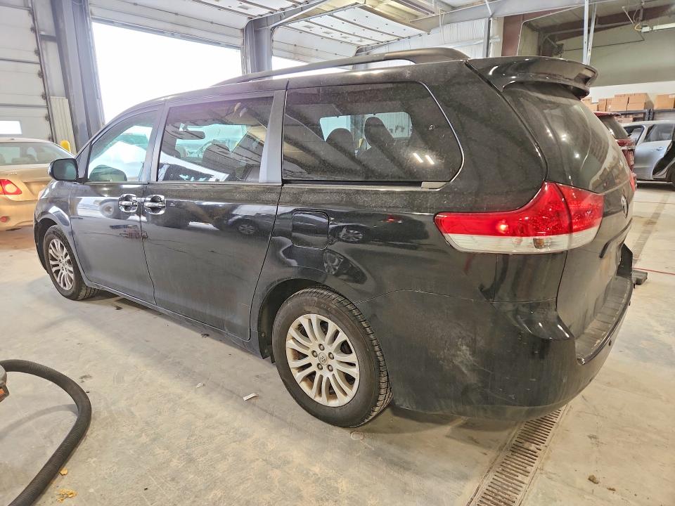 Aukcja sprzedaży 2014 Toyota Sienna, vin: 5TDYK3DC8ES492171, numer aukcji: 77614905