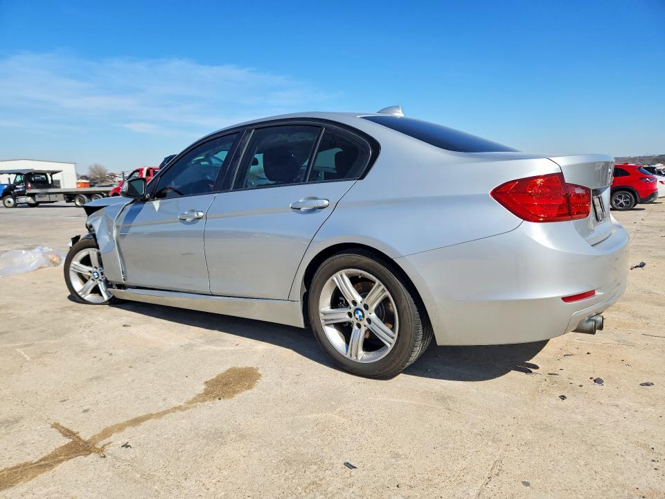 77967925 :رقم المزاد ، WBA3A5G50ENP31625 vin ، 2014 Bmw 328 مزاد بيع