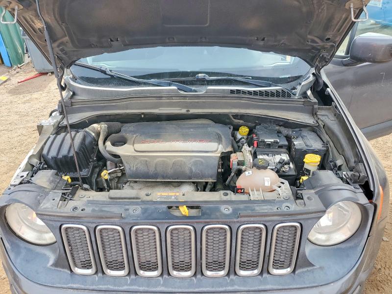 77302375 :رقم المزاد ، ZACCJBBB7JPG71455 vin ، 2018 Jeep Renegade مزاد بيع