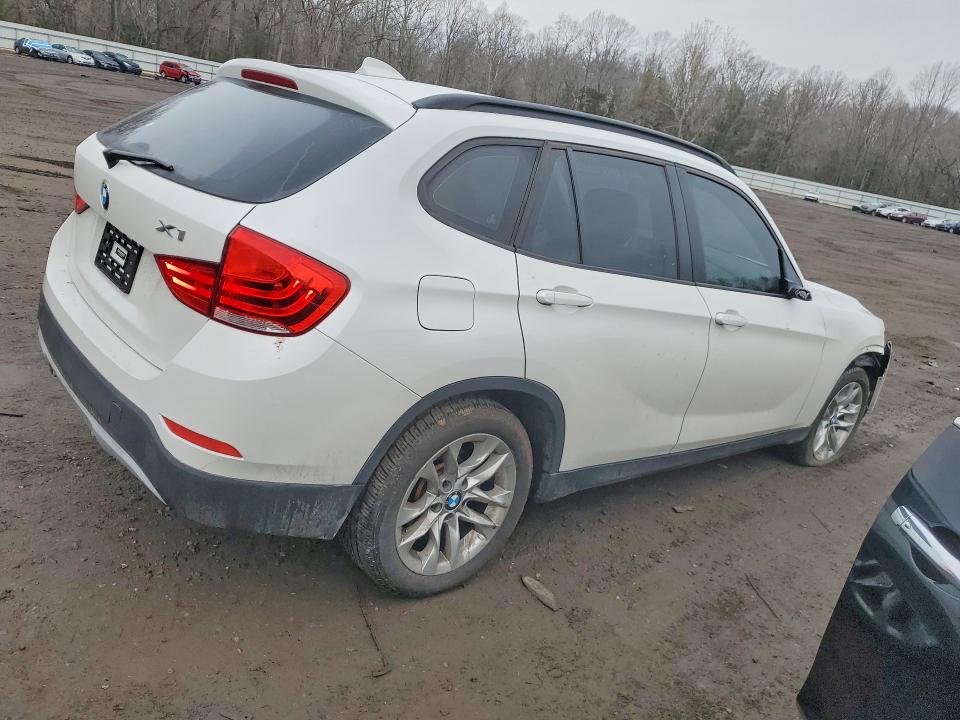 Aukcja sprzedaży 2015 Bmw X1, vin: WBAVL1C54FVY30127, numer aukcji: 77989995